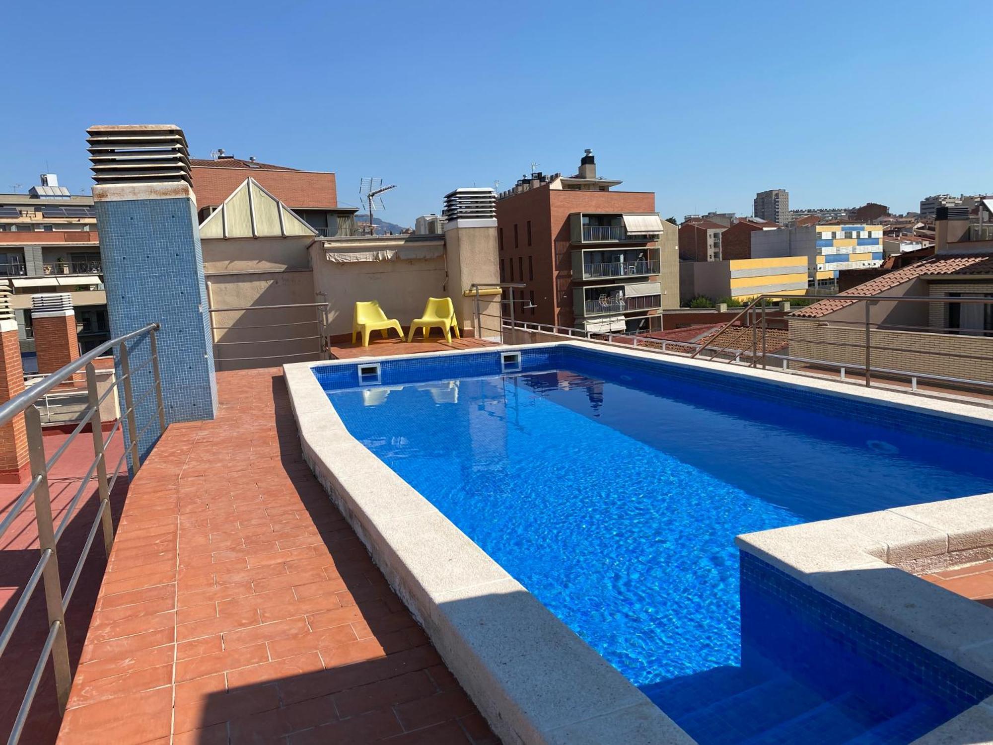 Piso en Terrassa Centro +Piscina+Terraza+Vistas Exterior foto